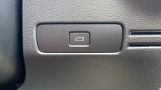 Volvo XC40 2.0 B3P Plus Dark 5dr Auto Petrol Estate